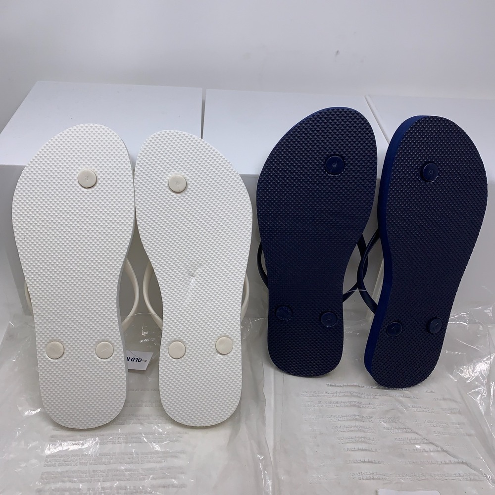 Lot of 2 Old Navy Womens Shoe Size 7 Multicolor Classic Flip Flop Sandals NWT - Picture 6 of 11